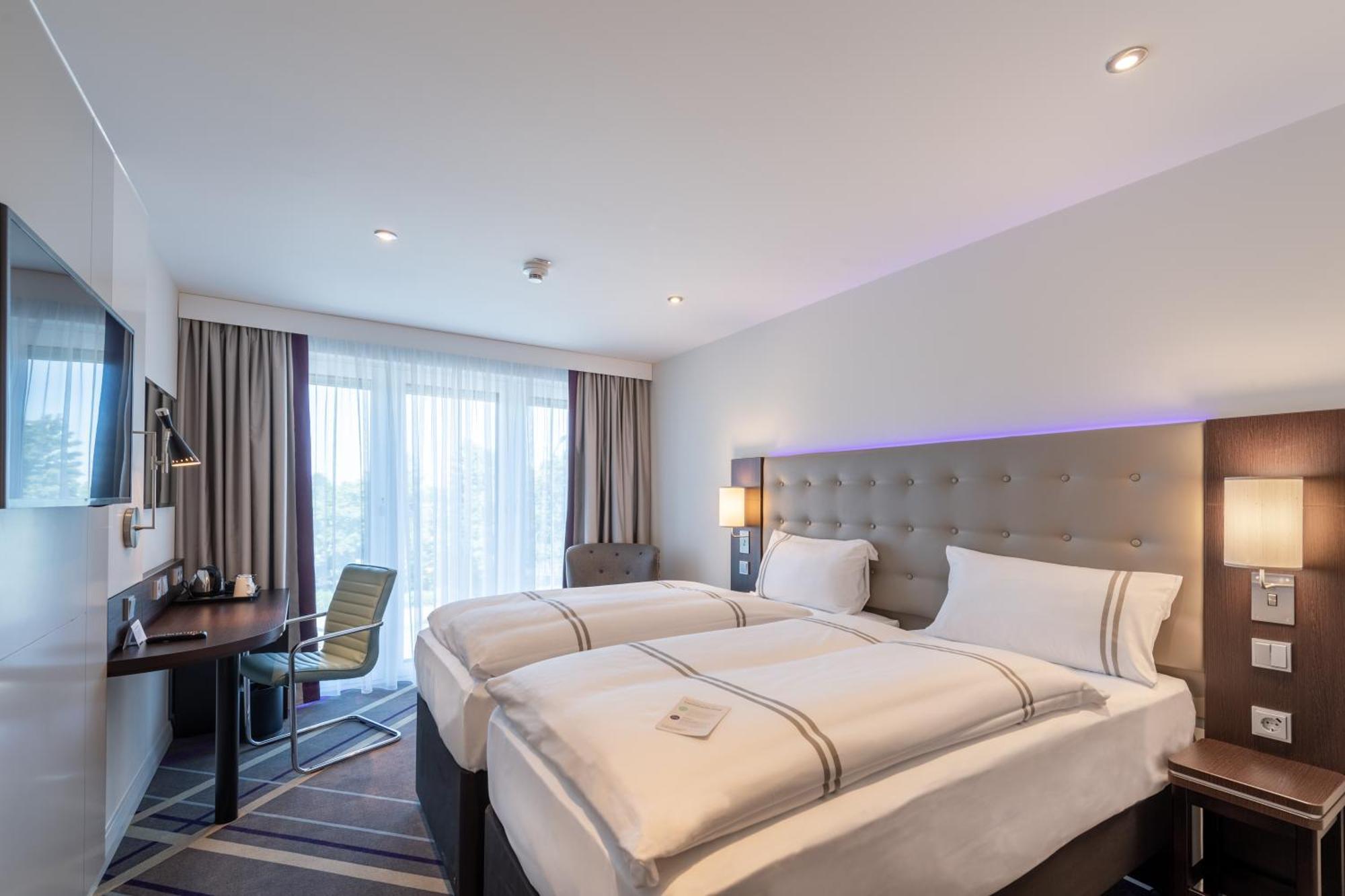 Premier Inn Muenchen City Schwabing Екстер'єр фото